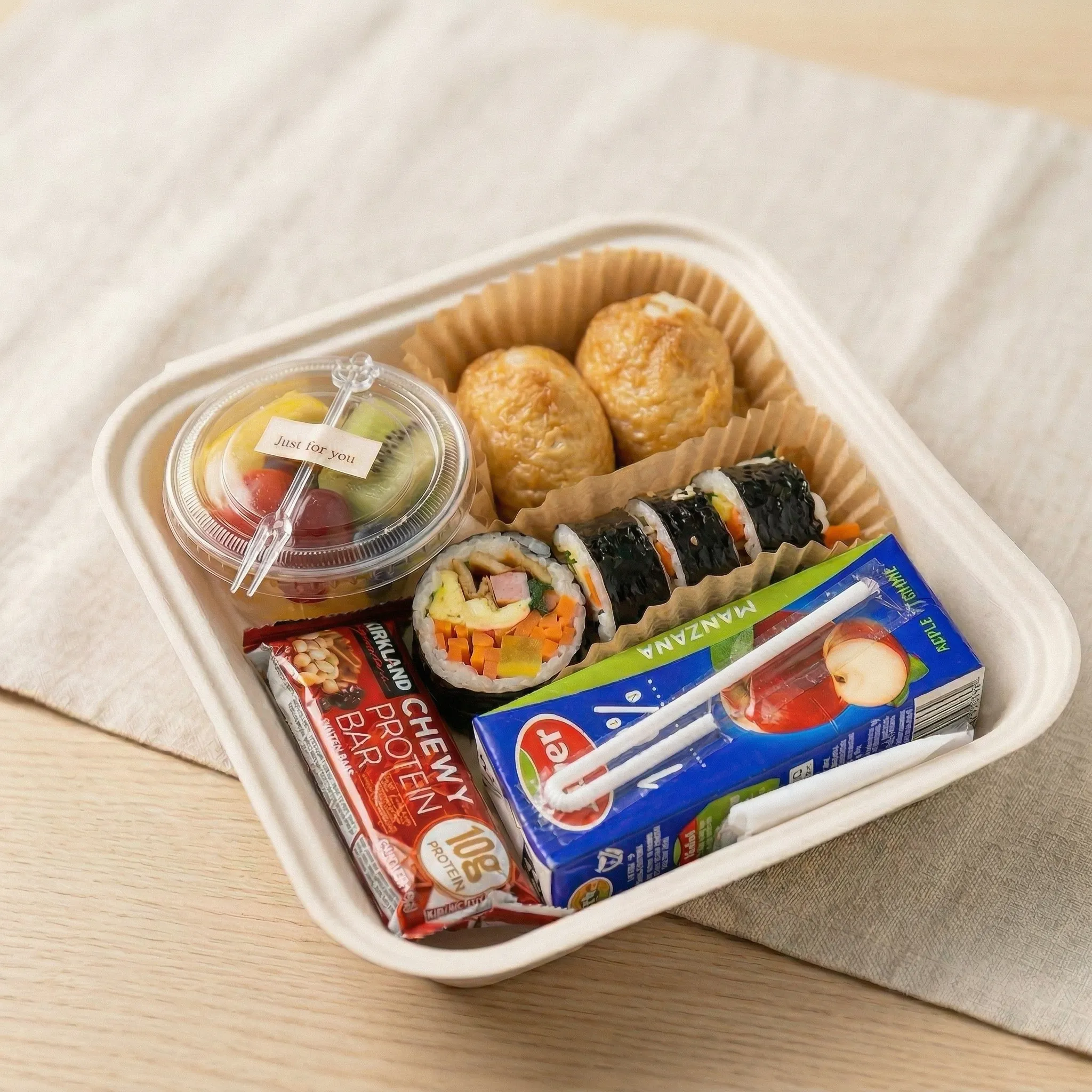 김밥+유부초밥+미니과일컵+팩쥬스+에너지바